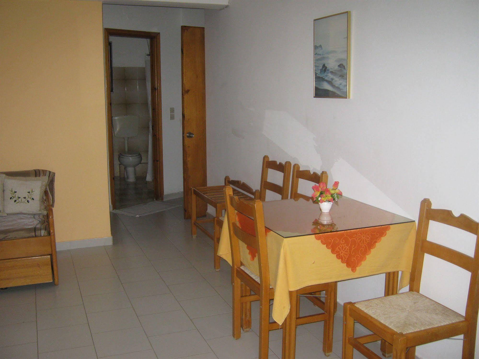 Amaryllis Aparthotel